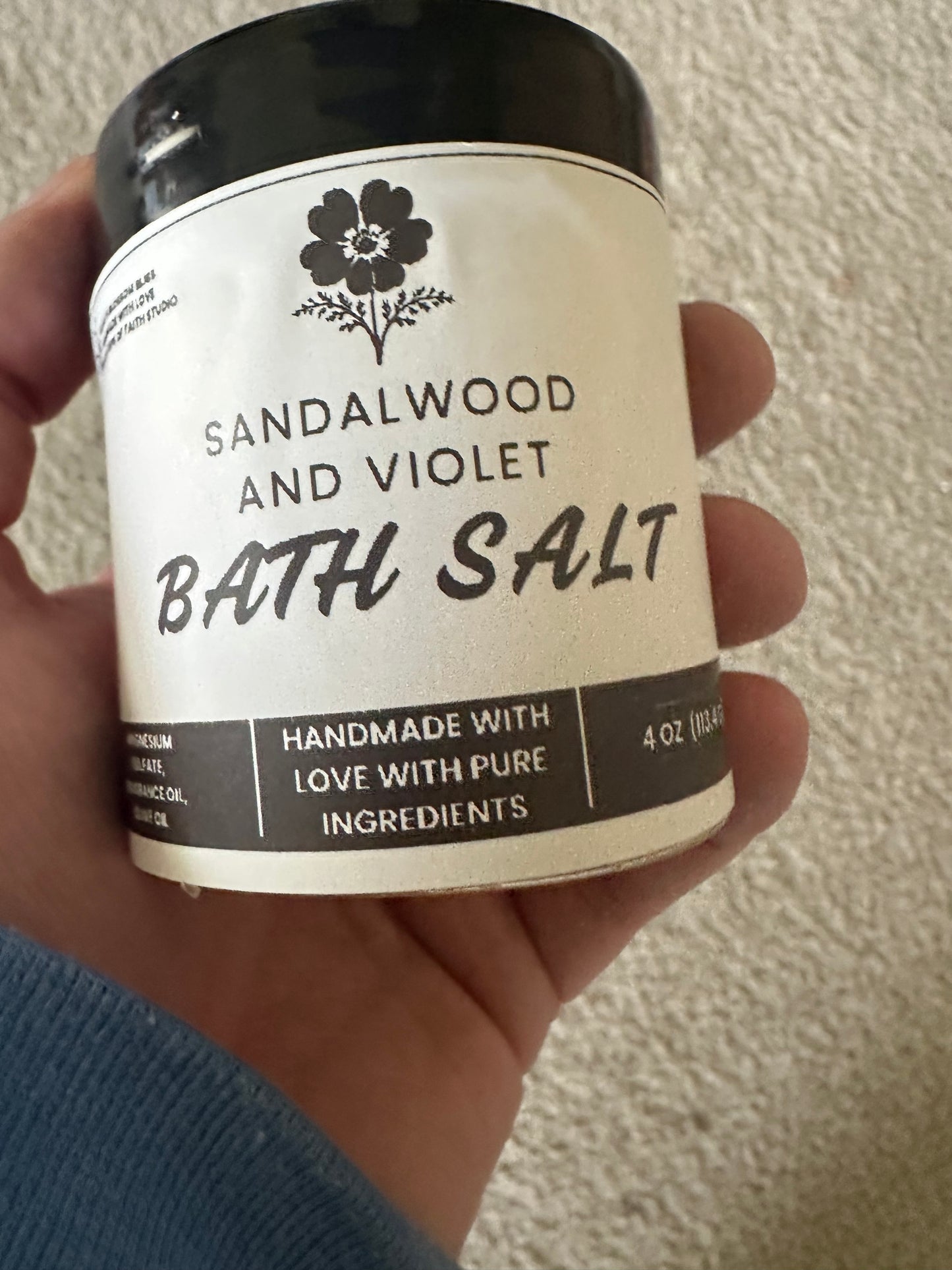 Sandalwood and Violet Bath Salt